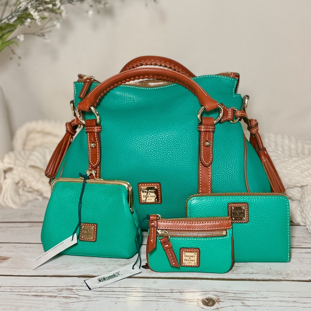 NWT Dooney & Bourke Pebble Grain Small Coin Case - Spearmint 🦄 - Picture 6 of 6